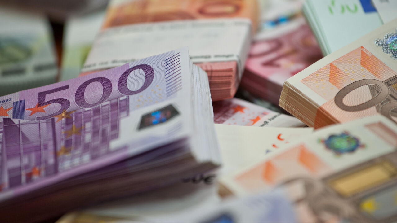 Almanya’da Saatlik Asgari Ücret 2027’ye Kadar 14,60 Avroya Yükselecek