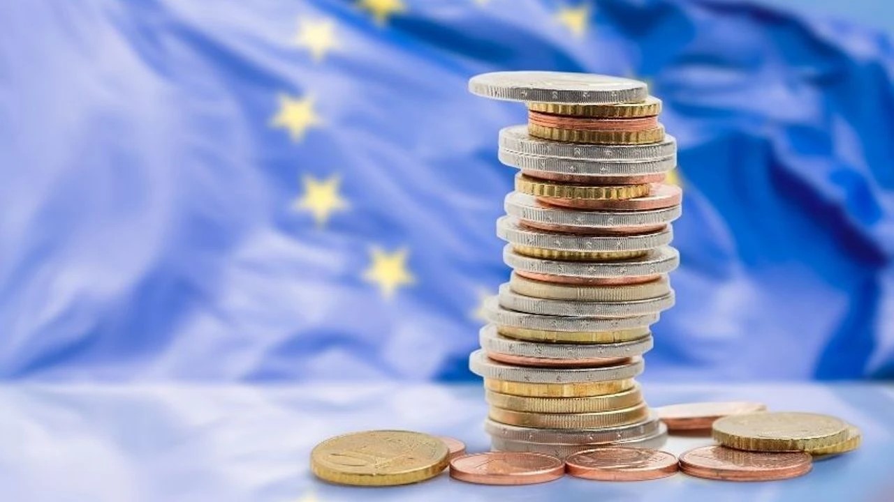 Avrupa Borsaları ABD-Çin Ticaret Görüşmeleri Gölgesinde Karışık Kapandı