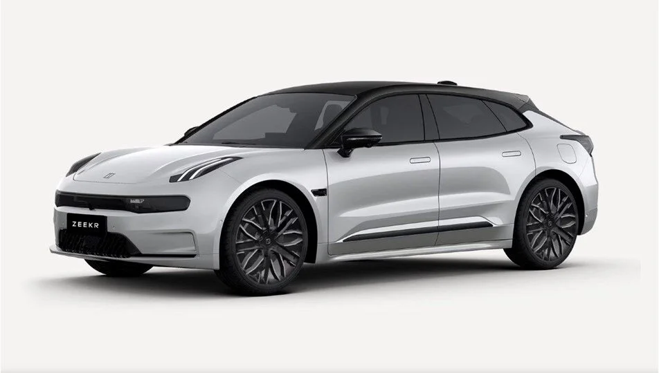 Çinliler Sınır Tanımıyor: Zeekr 001 FR 2 Bin Beygir Gücüne Ulaşıyor!