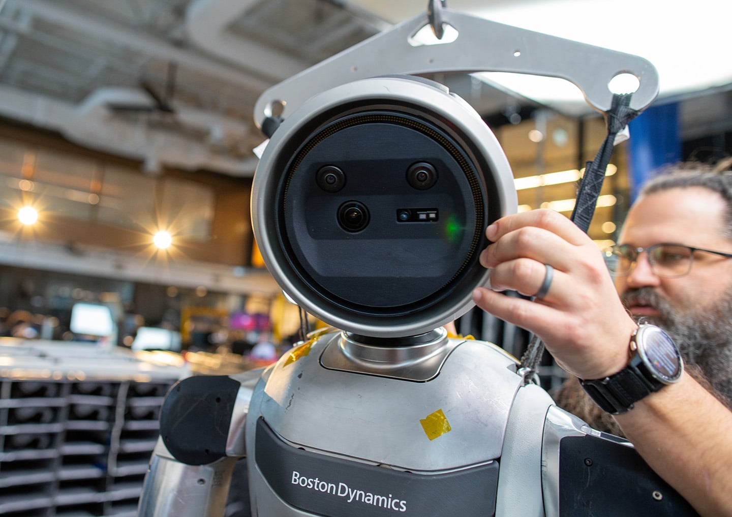 İnsansı Robot Atlas’a İnsanüstü Görüş Yeteneği Eklendi