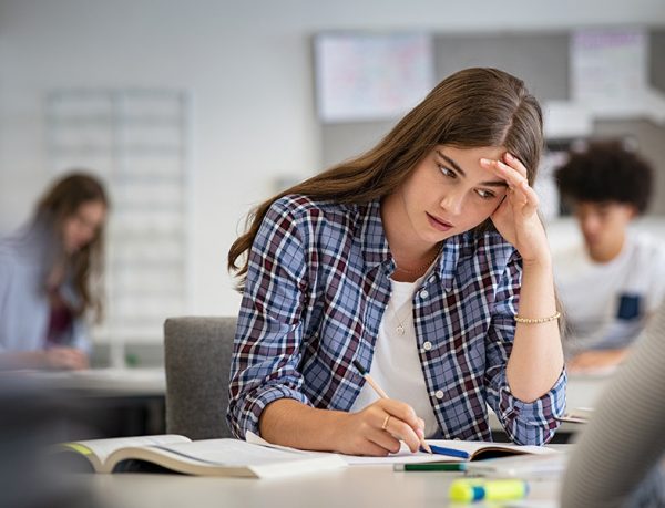 YKS ve LGS Öncesi Mutlaka Okuyun! Uzmandan Sınav Stresiyle Baş Etmenin 3 Aşamalı Rehberi